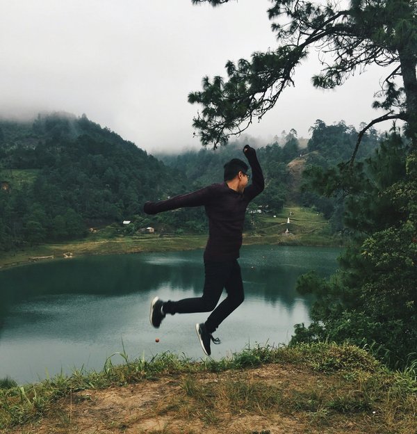 Comment développer un concours d'écriture de nouvelles sur le thème de l'aventure spatiale?